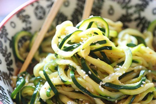 Sesame-Zoodles--CookieandCups